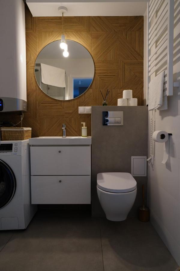 3 Rooms Apartment Podgorze Citybeat #3 Krasków Exteriör bild